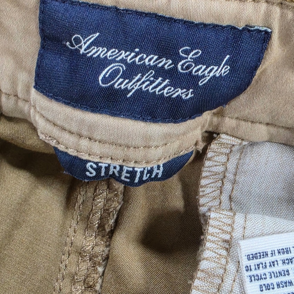 American Eagle Outfitters Tan Khaki Stretch Chino Shorts Womens Size 0 Low Rise - Picture 7 of 8